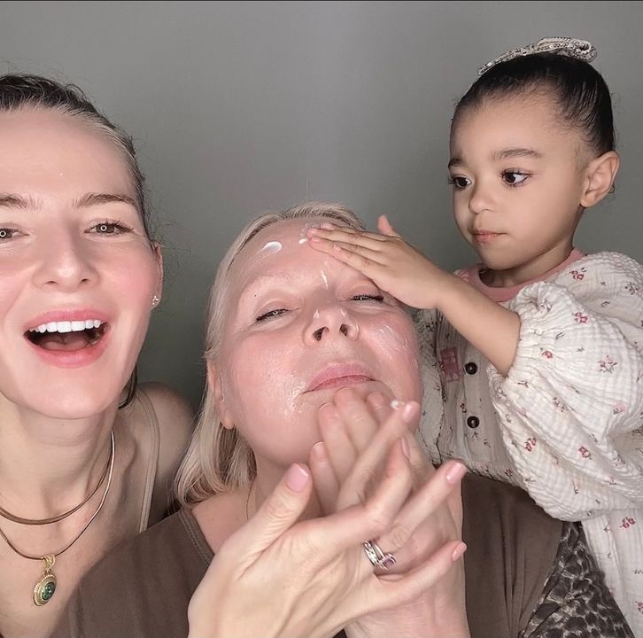 skinvirtue's tweet image. Deals That Are a Thing of Beauty!

Afterpay is your ultimate shopping companion. Say goodbye to waiting and hello to 25% off use code AFTERSV25 at skinvirtue.com.au

#AfterpayDay #AfterpayMagic #SkincareRoutine #SelfCare #AfterpayLove #BeautyObsession #LimitedTimeOffer