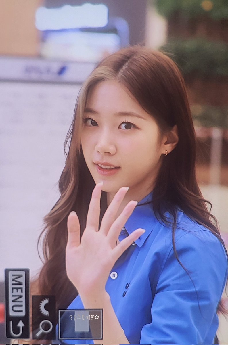 Last_leaf_0809's tweet photo. 230820 GMP  

#카즈하 #KAZUHA
#르세라핌 #LE_SSERAFIM https://t.co/0kdb43II5V