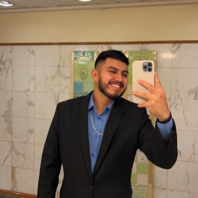 DarynGarza's tweet photo. #NewProfielPic. I forgot to change my twitter pfp… oops 😅 https://t.co/rAm5a6KrLL