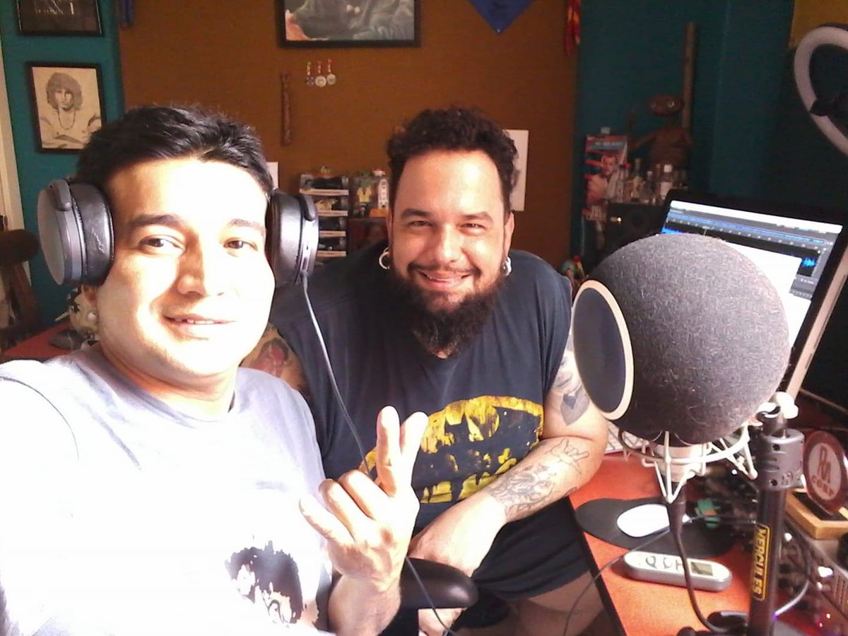 Un día como hoy, 19 de agosto de 2003 salía al aire por la Súper Estación Cali 🥷 el primer programa de RADIOMACONDO 🎂 hoy cumplimos 20 años de aguante 🔥