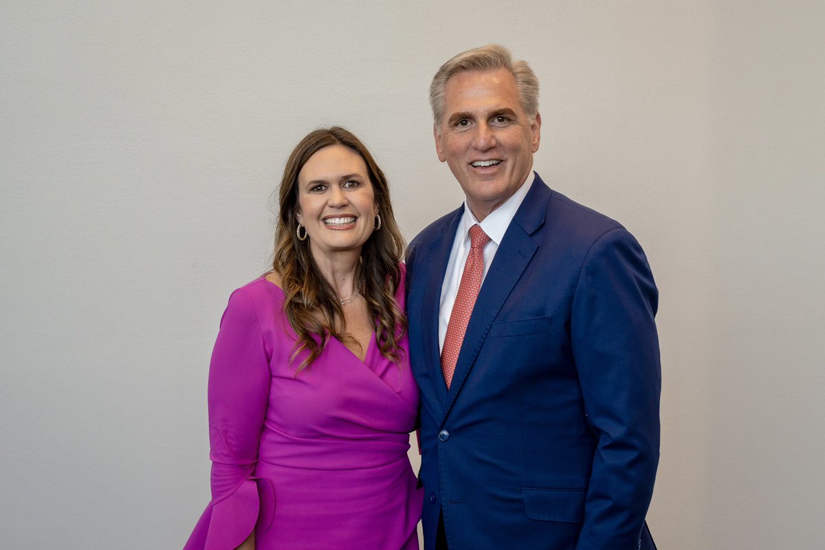 It was an honor to host @SpeakerMcCarthy as our featured guest at this year’s @ARGOP Reagan-Rockefeller Dinner. He’s a conservative fighter, a champion of freedom, and happens to be one of my favorite friends in Washington!