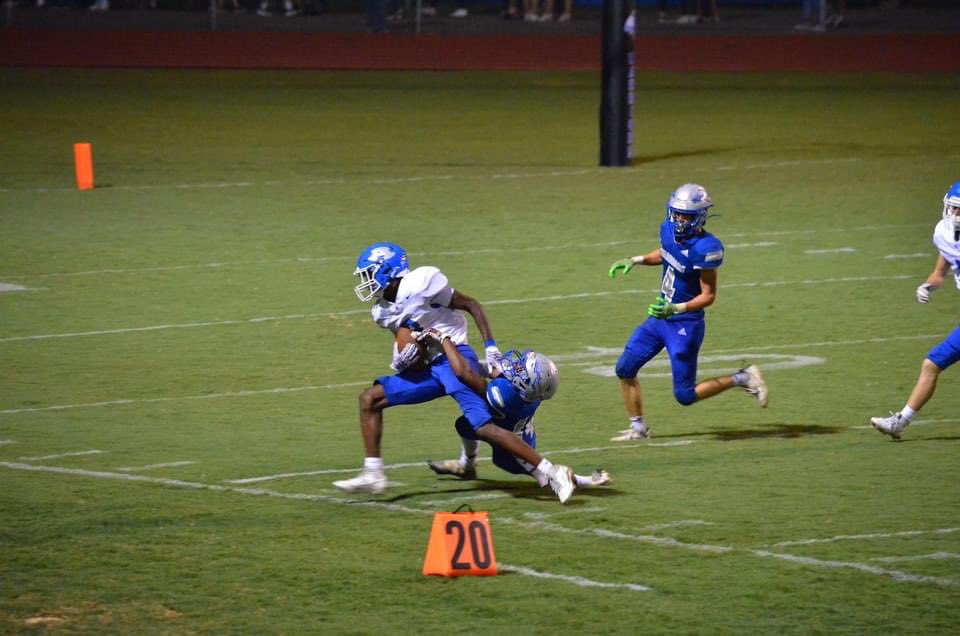 check em out🎬  hudl.com/v/2LNyUu <a href="/NwGaFootball/">NwGa Football</a> <a href="/CoachBelew7/">Eric Belew</a>
