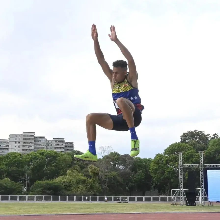 Leodan Torrealba 👏🏻 ¡CLASIFICA A LA FINAL DEL TRIPLE SALTO! 🇻🇪 #WABudapest2023 #Venezuela