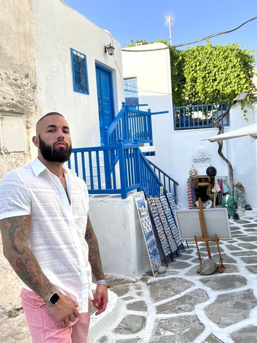 &tau;&omicron; &lambda;&alpha;&tau;&rho;&epsilon;ύ&omega; &epsilon;&delta;ώ 🇬🇷 https://t.co/mIcao0A88j