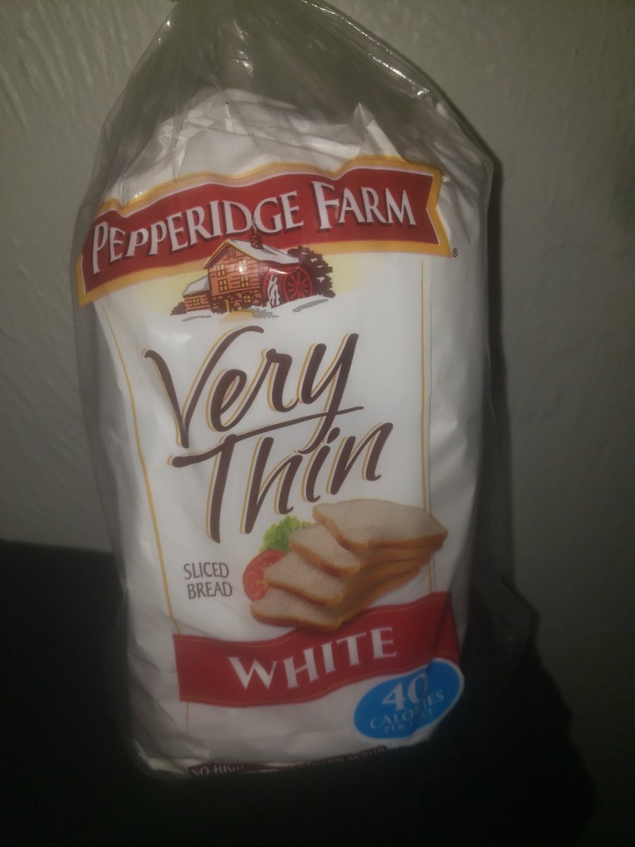 LoneliestWolfBC's tweet photo. I like my bread like I like my women... https://t.co/YJ2LImbrP9