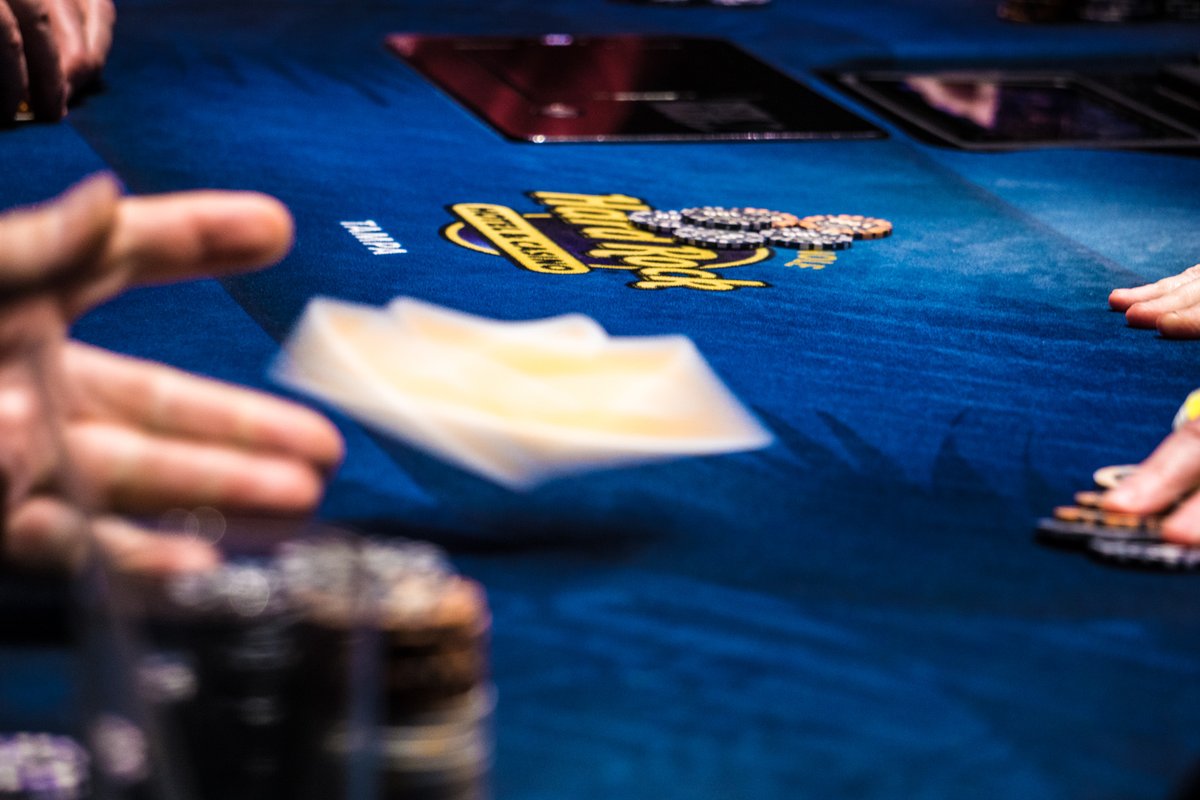 Day 2 of the Little Slick is set to start on Sunday at noon with 131 of 1,303 returning, a prize pool worth $208,480 and they have $34,960 up top.

Day 2 seats: ow.ly/4IQm50PB938
Day 2 chips: ow.ly/i80m50PB93a
Payouts: ow.ly/Y2CH50PB93b