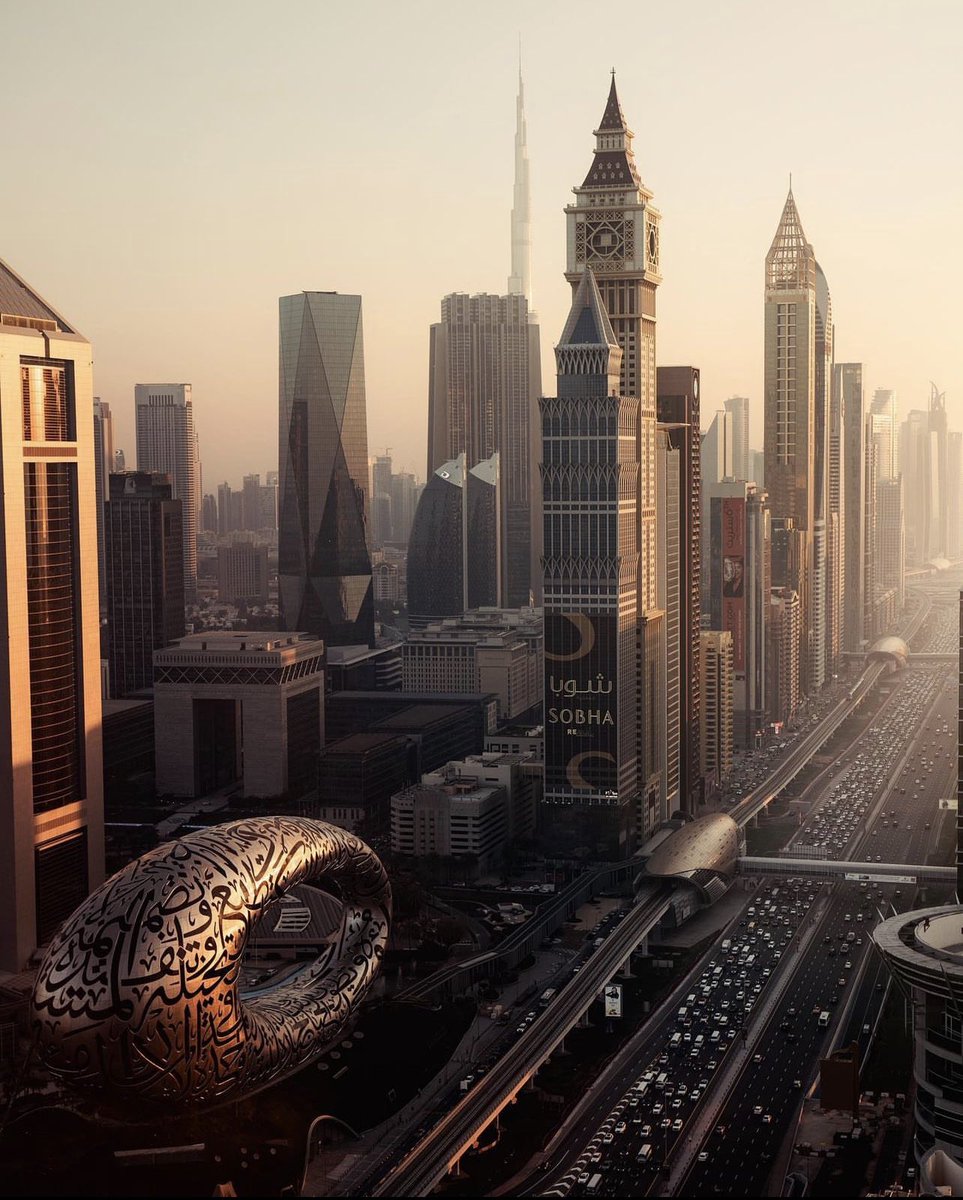 LuxuryTravelLUX's tweet photo. Dubai 🌆 https://t.co/SrWfMe66w2