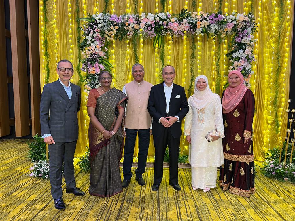 Back in cool Bengaluru for the wedding of Summant & Nivedita. Wishing the newly wed a blessful journey. A memorable evening with long-time friends & acquaintances. @MSUmalaysia