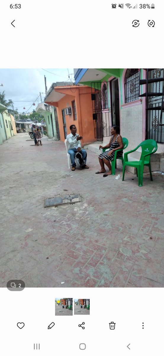 Mi gente de Dios, buenas, hoy completamos el tratado número 9 mil.
Para la Gloria y Hora de nuestro señor Jesucristo
El amigo se convirtió con gozo alegría. Quisiera dar una Biblia a aquellos que aceptan, me gustaría que alguien se anime y nos dones Biblia para nuevo creyente