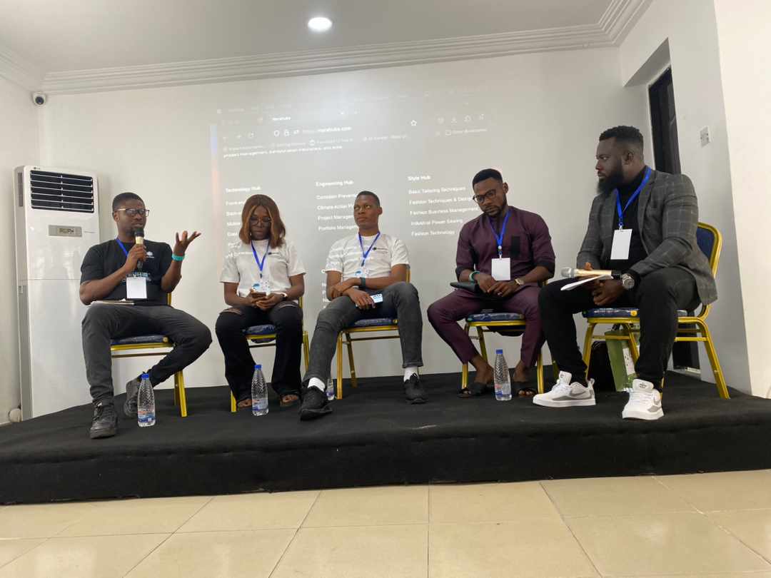 gbotemi_uiux's tweet image. #techunbound was really a great one yesterday. I was opportune to be among the panelists, I was exposed to information, I wish I had when I started my journey in tech.
Thanks to @nerahubs and all the speakers