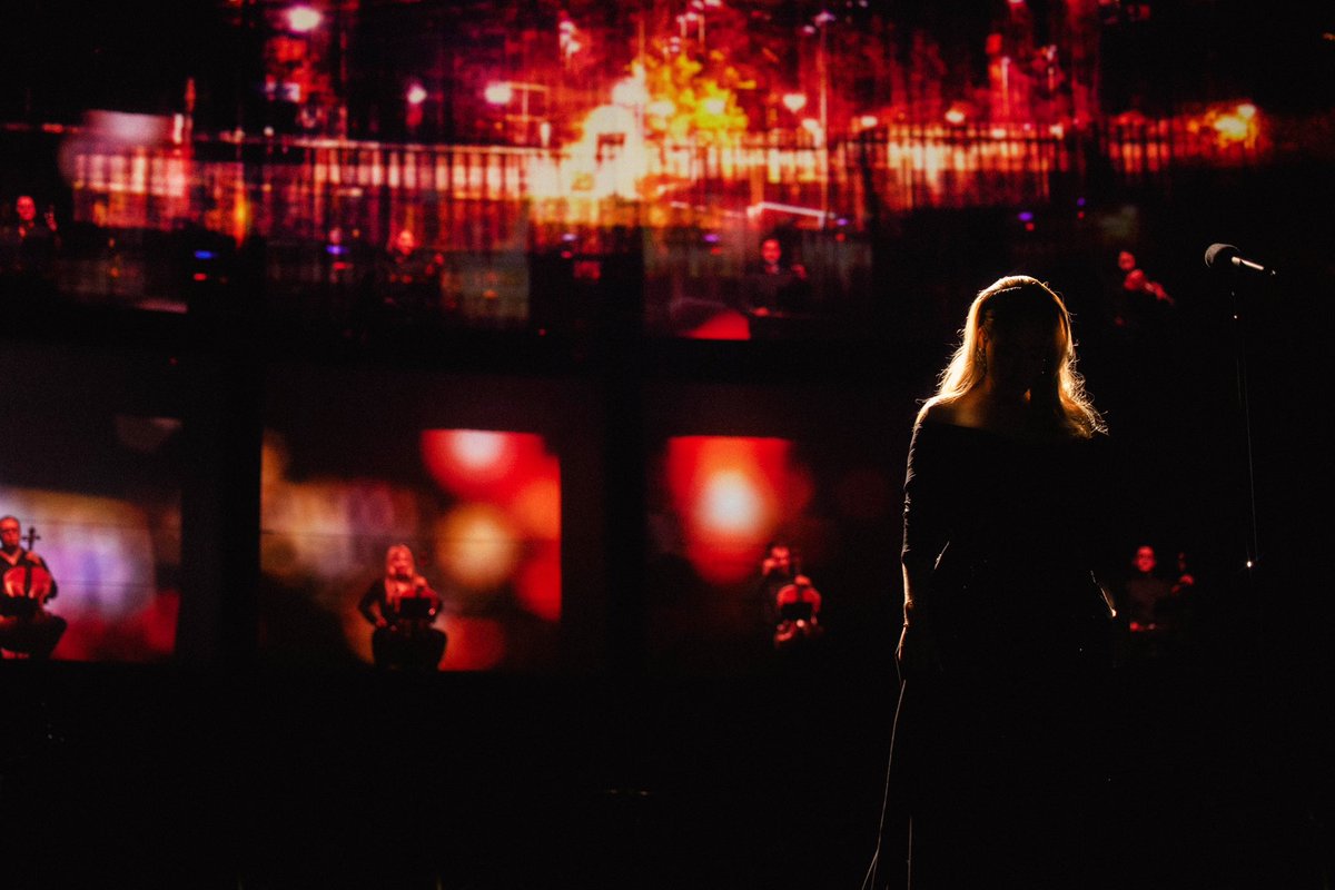Adele's tweet photo. https://t.co/y92wA0LA2v
