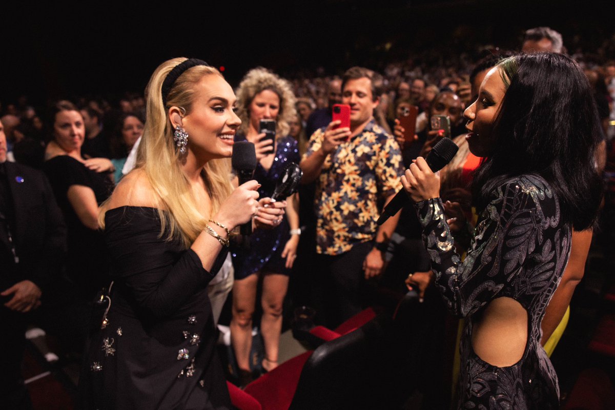 Adele's tweet photo. https://t.co/y92wA0LA2v