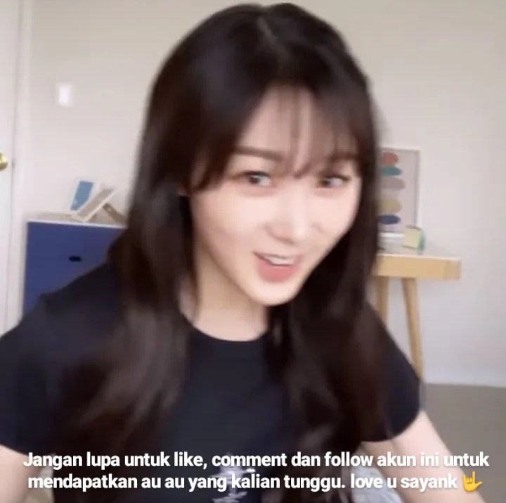 prettylonjon's tweet photo. hii, makasi sudah mampir ke sini. Maaf kalau ada kesalahan dalam pembuatan au ini🙏

love u banyak banyak buat kalian yang bacaa au kariselle 😘😘😘😘 https://t.co/QMAZevjjUT