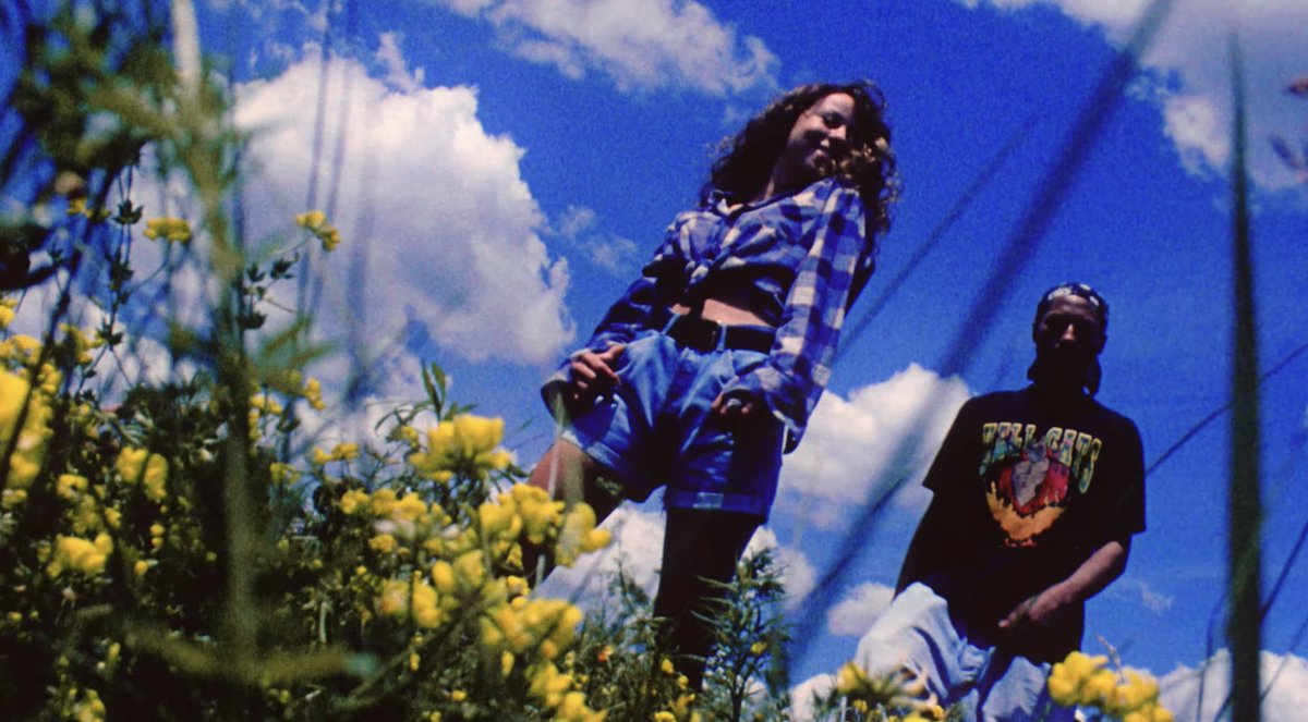 #MusicBox30 has officially begun! <a href="/MariahCarey/">Mariah Carey</a>’s ‘Dreamlover’ music video has been remastered in 4K.

Watch: youtu.be/CqBtS6BIP1E