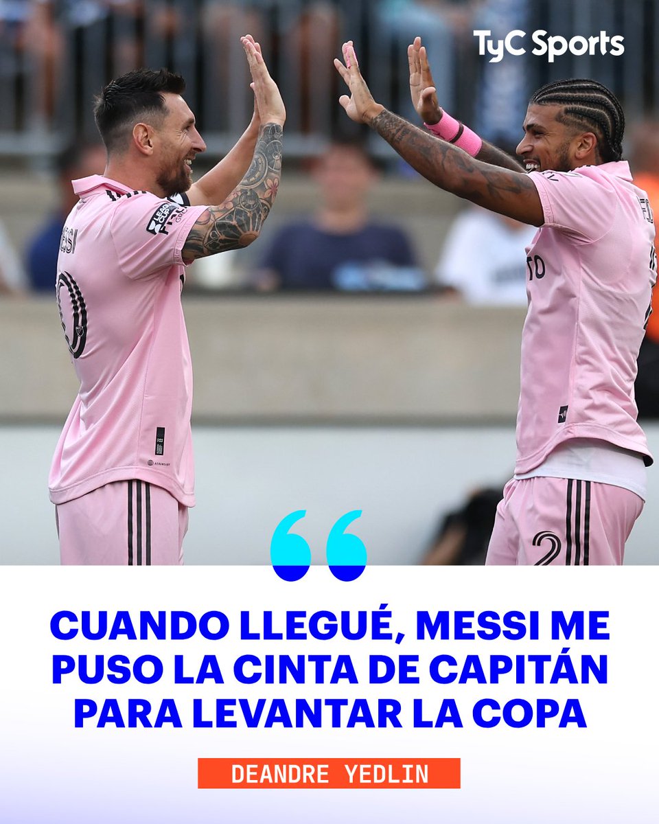 TyCSports's tweet photo. OTRO GRAN GESTO DEL ⿡⿠

🗣 Yedlin, quien era el capitán del equipo antes de la llegada de Messi, reveló que cuando se acercó para realizar la tradicional foto levantando el trofeo junto con el equipo, Leo le otorgó la cinta de capitán para que él sea el encargado de alzar la histórica copa: "Cuando llegué, Messi me puso la cinta de capitán para levantar la copa y le dije: 'No, vas vos'. Es una muestra de respeto", aseguró el estadounidense. Finalmente, ambos elevaron a lo más alto el primer título en la historia del club.

🎙 @gastonedul
