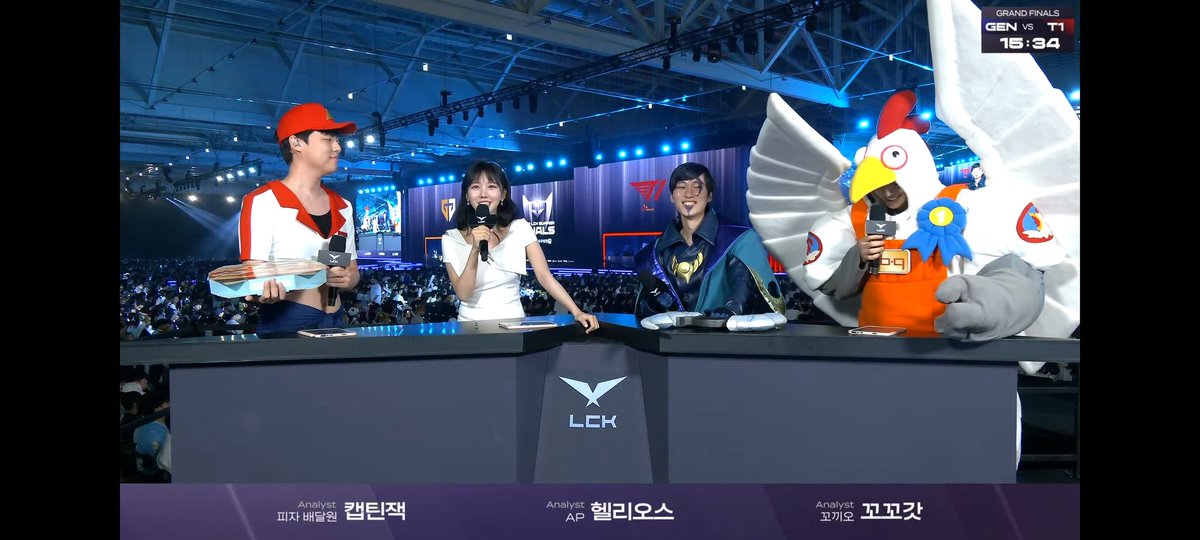 #CBLOLDiff  aprendam com a lck como fazer uma transmissão divertida de ver antes mesmo da partida começar <a href="/CBLOL/">CBLOL</a>