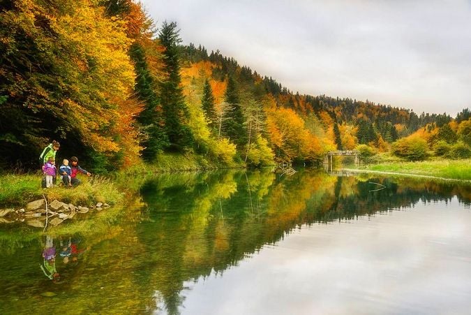 El #Ecoturismo es una forma de #viajar que respeta el medioambiente y fomenta el desarrollo sostenible, y España cuenta con un montón de excelentes destinos para practicarlo
Más información y reservas 👇 buff.ly/3QQ7tD5 
#turismo #espana #ecologia 
<a href="/spain/">Spain</a>