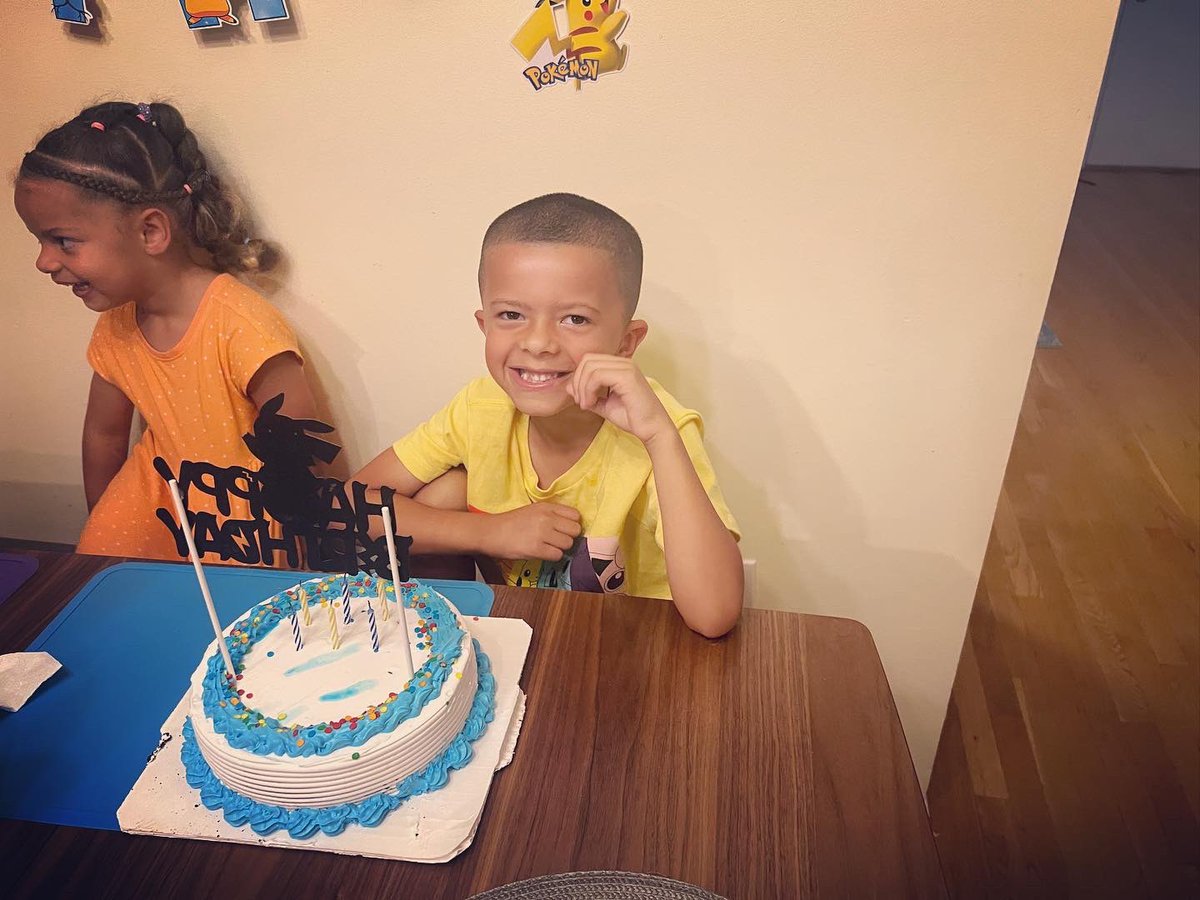 TravisThomasExp's tweet photo. Blessed For Another #birthdayweekend For My Lil Soldier Surrounded By Love ❤️ #letsgocolt #letsgocam #leoseason #boston #travisthomasexperience https://t.co/EzZOen5qAU
