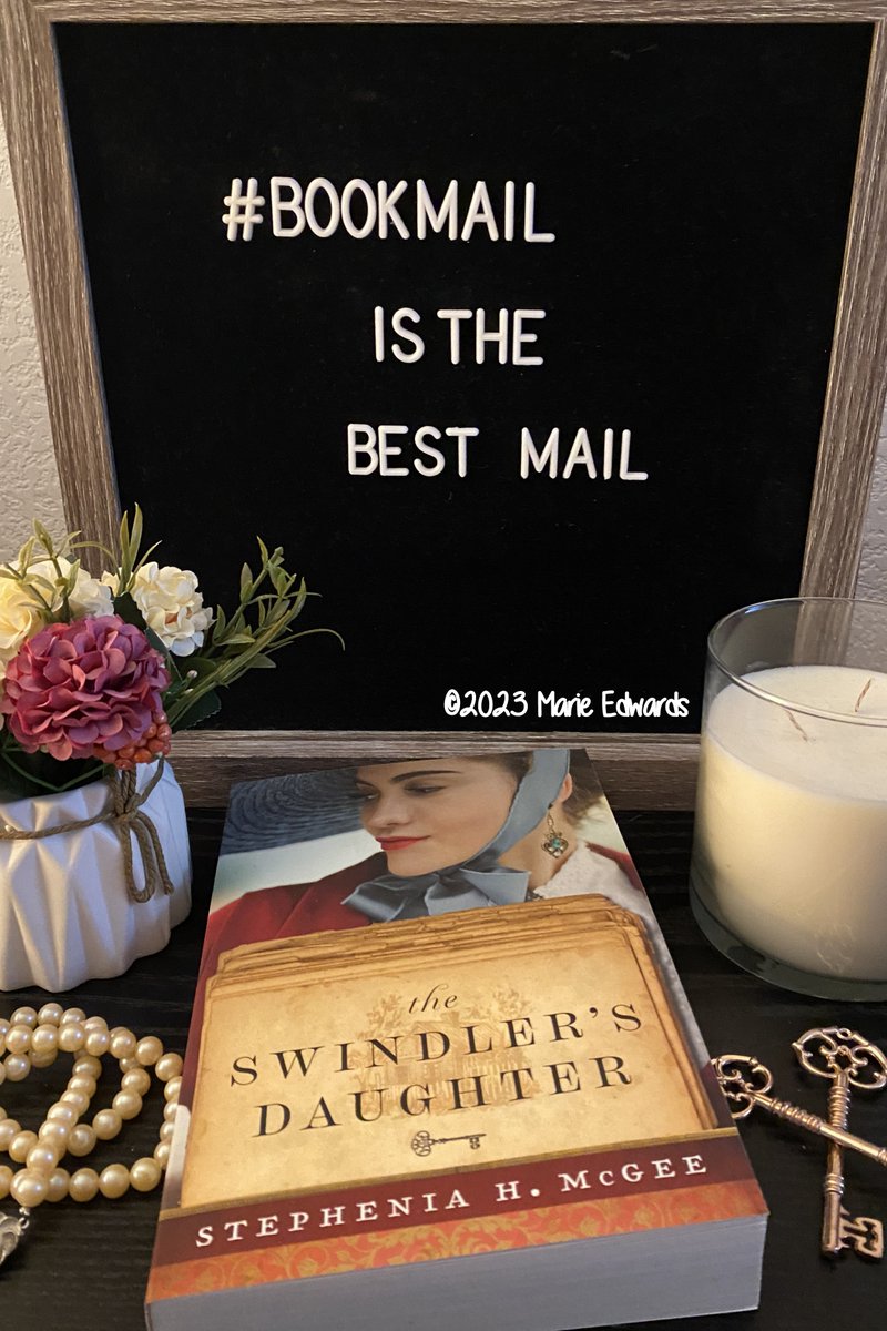 MarieEdwards429's tweet photo. [April 2023] #Bookmail 📚📦📫 @RevellBooks 

@AnnHGabhart’s #IntheShadowoftheRiver @LibraryThing

@suzannewfisher’s #TheSecrettoHappiness #CapeCodCreamery #InterviewsandReviews

@stepheniaHMcGee’s #TheSwindlersDaughter #RevellReads

@amandacoxwrites’s #HeShouldveToldtheBees https://t.co/BqaiydiZv3