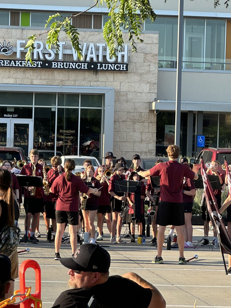 PapillionNe's tweet photo. #Papillion 
Monarch - Titan pep rally https://t.co/OC9LpKc5AD