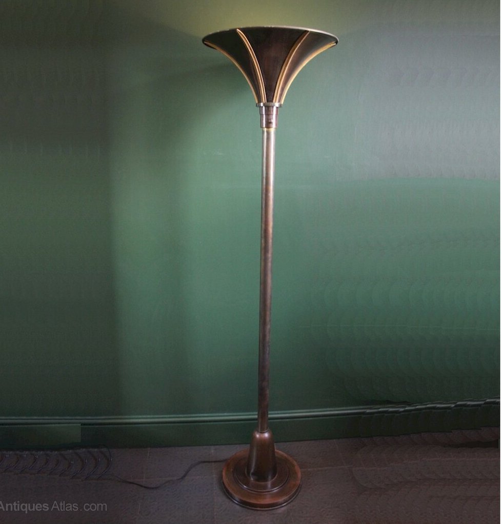 antiques_atlas's tweet photo. Art Deco bronzed uplighter floor lamp.
https://t.co/bRO2PienbN
1930's bronzed floor lamp with weighted base and fluted shade a classic design from the 1930's.
For sale from Art Furniture on Antiques Atlas.
#antiquelighting #artdecolighting #uplighter #artdeco @Artfurniture_ https://t.co/HzGBEKWca7