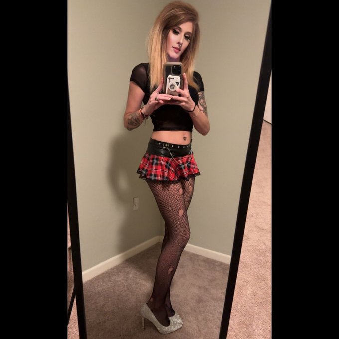 End of Summer Rockstar party  @SandbarCB https://t.co/zn0ETs0FQ7<a class="tags" target="_blank" title="On Twitter" href="/?out=eyJ0eXAiOiJKV1QiLCJhbGciOiJIUzUxMiJ9.eyJpYXQiOjE3MjE5ODc0MDksImlzcyI6InR3cG9ybnN0YXJzLmNvbSIsIm5iZiI6MTcyMTk4NzQwOSwiZXhwIjoxNzUzNTIzNDA5LCJyZWRpcmVjdF91cmwiOiJodHRwczovL3R3aXR0ZXIuY29tL1NhbmRiYXJDQiJ9.RbzmNdug7RkOnhvqS81rS4pU6_CbdzwDnkWnTcP3UUa8Y2gQHwxgBmESH_mS2XzwcFeCuIpnGr-j7Xq0ywWpxA">@SandbarCB</a><a href="/tag/newprofilepic"class="tags"><span>#newprofilepic</span></a>