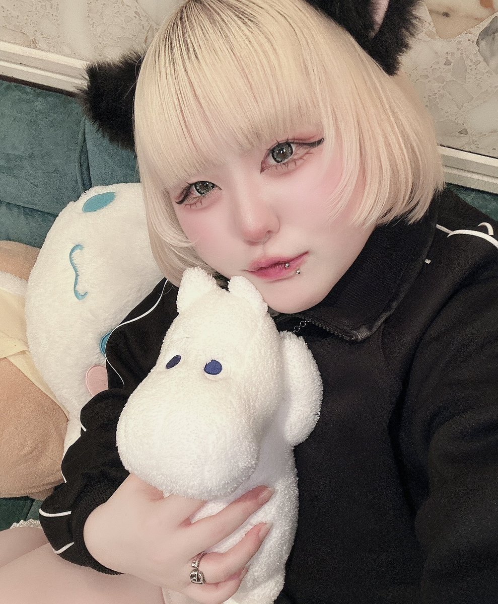J2n530's tweet photo. 昨日のおきゅおわ❕❕
最後会いに来てくれたりお話ししてくれたり乾杯チェキポンまでありがとうございました( ꒦ິ꒳꒦ີ )🍥
出会ってくれてありがとう。みんなに出会えて本当に良かったです。
あとはALTにみんなに伝えたいことをつらつらと書きます💭 https://t.co/lwj0ApGeEy