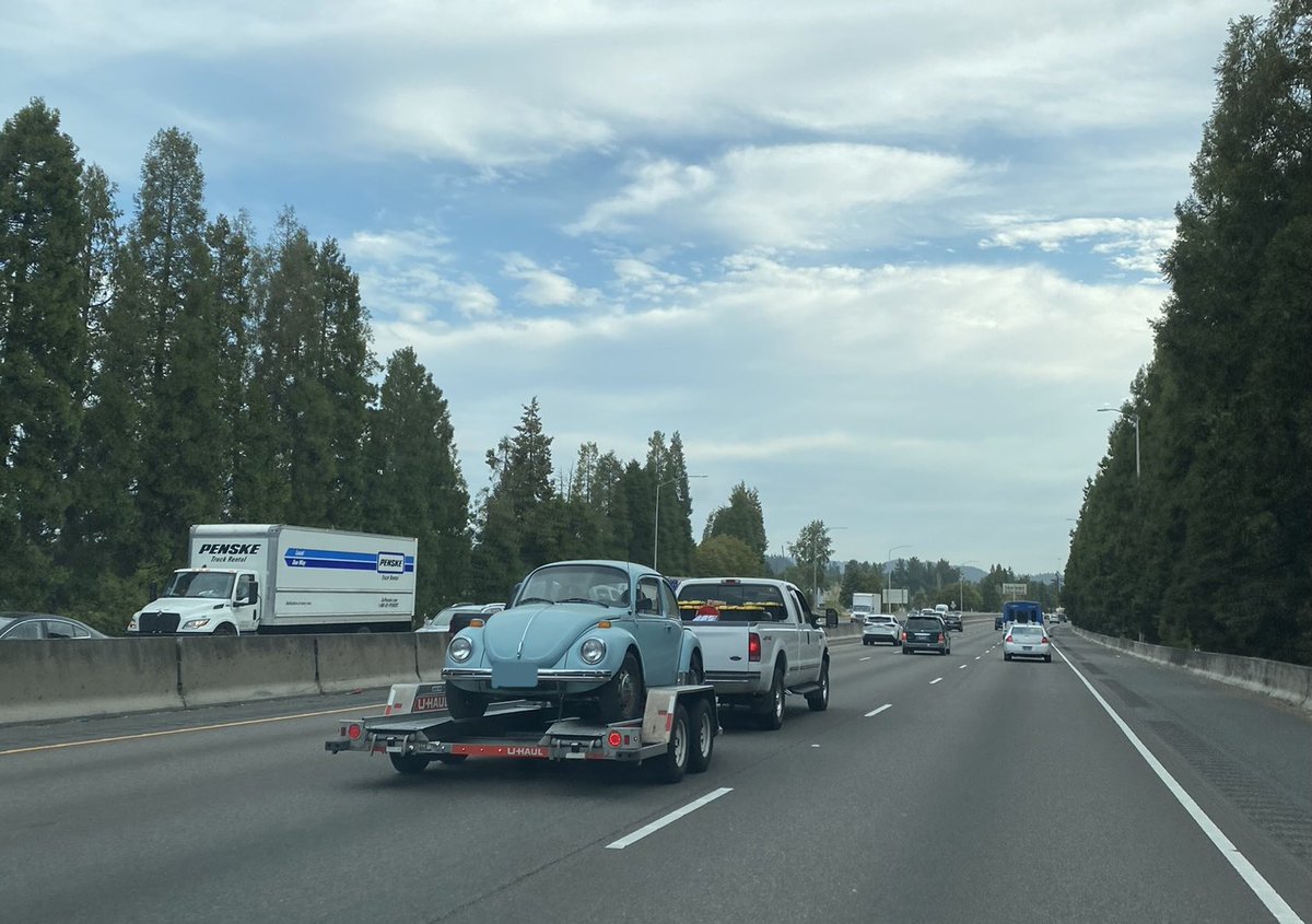ryeskripees's tweet photo. cars I saw in the past 2 weeks https://t.co/mDP4ZpziDS