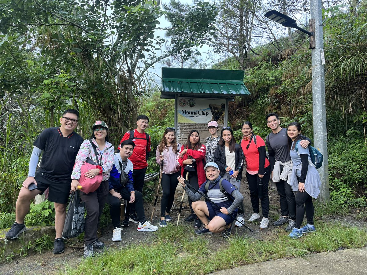 Jan_Maykel's tweet photo. Exploring trails and making memories, one step at a time. Together, we hike, we laugh, and we conquer.

#mtulap #hikingadventures #hiking 

Thank you.
#ByaheniAljhur https://t.co/mYs9R3FQ8m