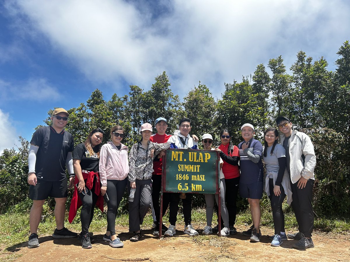 Jan_Maykel's tweet photo. Exploring trails and making memories, one step at a time. Together, we hike, we laugh, and we conquer.

#mtulap #hikingadventures #hiking 

Thank you.
#ByaheniAljhur https://t.co/mYs9R3FQ8m