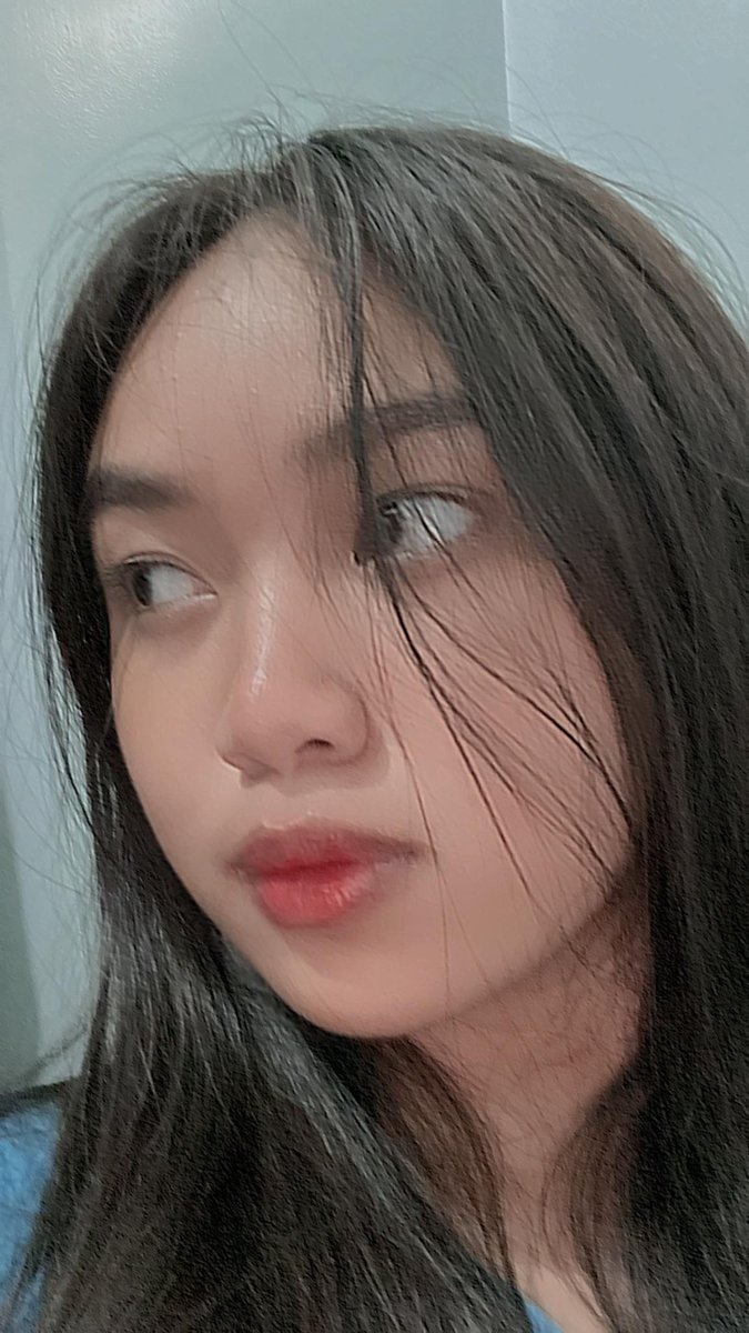 naddienamite's tweet photo. Thank you po everyone and sa  @NadineLBdayClub @NLBCStreamers at sa mga generous sponsors! 

Super ganda for my morena skin and hectic nursing duties 💋💄

#NadineLustre 
#NadineXBNB 
#BNBPinkPower 
#barenblissph 
#joyfulcleanbeauty 
#kbeauty 

#NLBCGiveAway https://t.co/UDN3GKz4yc