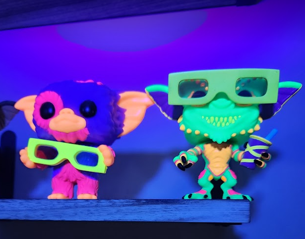 ThePopGateway's tweet photo. The Pop Gateway Weekend #Giveaway 

Enter for a chance to win a Gizmo / Stripe BLACKLIGHT combo

All ya gotta do is:

Like ❤️
👉 Follow
Retweet ♻️

Huge shoutout to @bonesphx1484 who asked that a freebie meant for him instead goes back to the community.

Winner announced on Monday the 21st!

#Gremlins #Funko #Pop #FunkoPop #FunkoFamily #Toys #TPG #Collectibles #SmallBusiness