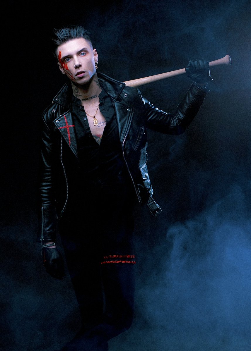 iSurvivor__'s tweet image. ━━━━━━━━━━━━━━━━━━━━━━━━
❛𝐀nd i𝐟 𝐲𝐨𝐮 𝐠𝐞𝐭 𝐭𝐨 𝐡𝐞𝐚𝐯𝐞𝐧
𝐈'𝐥𝐥 be here waiting, baby. 
𝐃id you get what you deserve?
𝐓𝐡𝐞 𝐞𝐧𝐝, and if 𝐲𝐨𝐮𝐫 𝐥𝐢𝐟𝐞 𝐰𝐨𝐧'𝐭 𝐰𝐚𝐢𝐭
𝐓hen your 𝐡𝐞𝐚𝐫𝐭 𝐜𝐚𝐧'𝐭 take this.❜

#𝑺𝑬𝑫𝑼𝑪𝑻𝑰𝑽𝑬