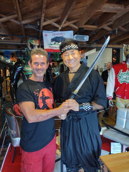 Meet and greet/signing today with Sho Kosugi. 😊 https://t.co/uqdpEhPXog<a href="/tag/mytwitteranniversary"class="tags"><span>#mytwitteranniversary</span></a>
