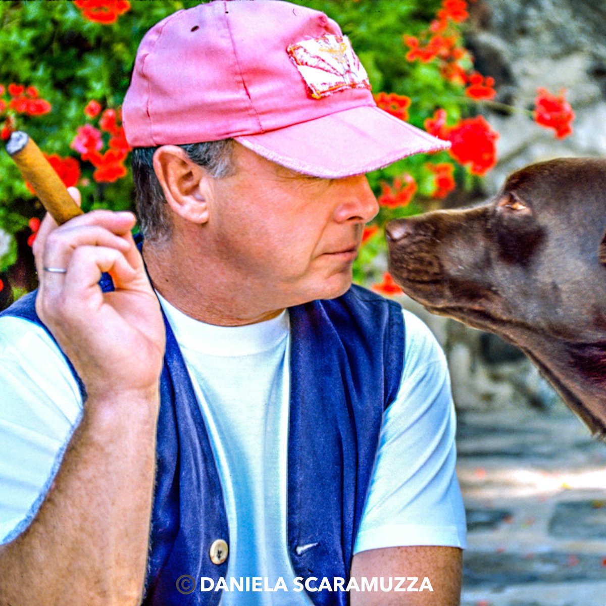Tony Scott, not only a creative visionary director but a true #doglover, estimator of #Italian cuisine, design and wine! In loving memory ❤️ Photography danielascaramuzza.com