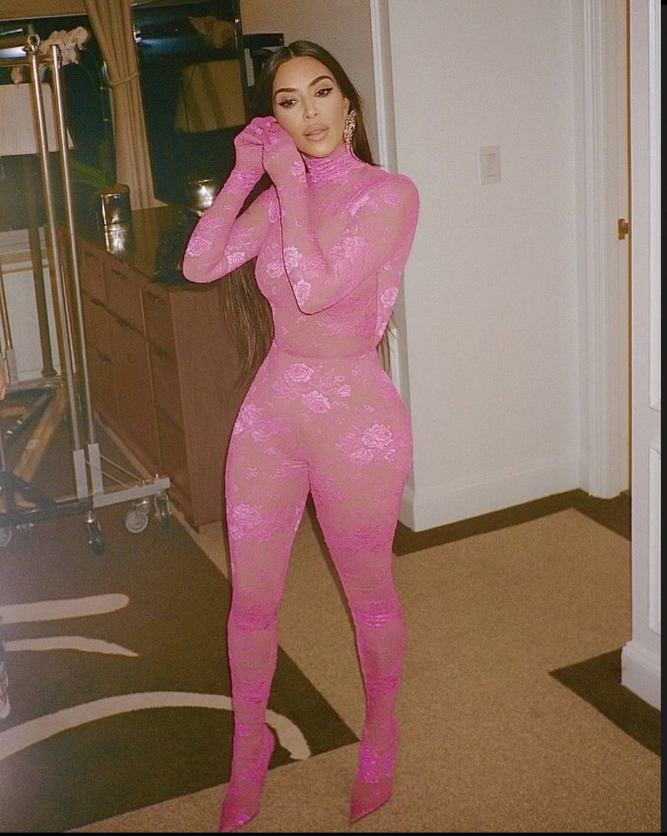 therealroseanne's tweet image. Who wore it better?