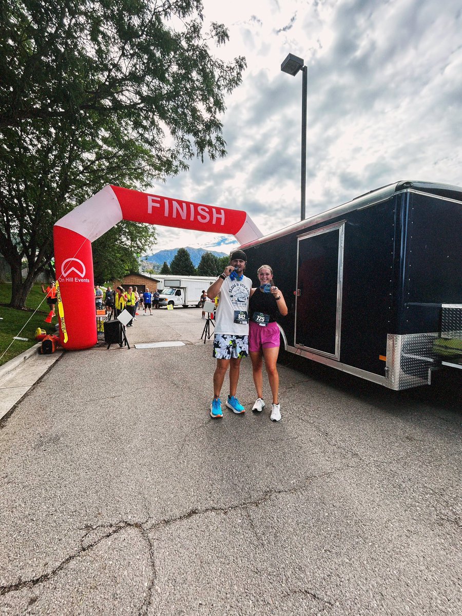 Brittttyyy's tweet photo. I ran a Frickin half marathon today!!! https://t.co/KY8HOIGneU