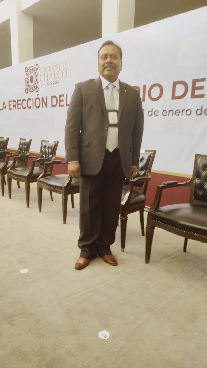 JernimoMondrag3's tweet photo. Trabajando como siempre https://t.co/WnH0u8GVZR