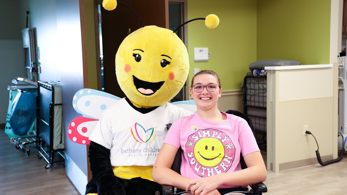 bethanychildrns's tweet photo. Buzzing with excitement on #WorldHoneyBeeDay! Our adorable mascot, Honey the Bee, spread sweet joy as we handed out stickers to celebrate! #BeeKind #BuzzingWithJoy #BethanyChildrens https://t.co/jAvTFiaLG0