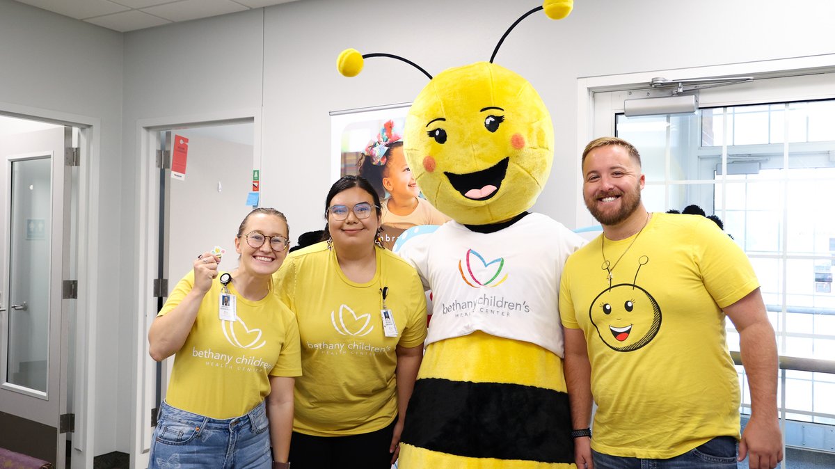 bethanychildrns's tweet photo. Buzzing with excitement on #WorldHoneyBeeDay! Our adorable mascot, Honey the Bee, spread sweet joy as we handed out stickers to celebrate! #BeeKind #BuzzingWithJoy #BethanyChildrens https://t.co/jAvTFiaLG0