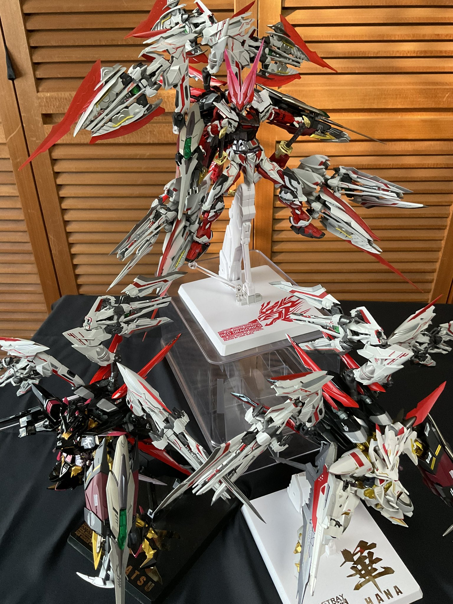 L BUILD アストレイゴールドフレーム＆ディバインストライカー METAL