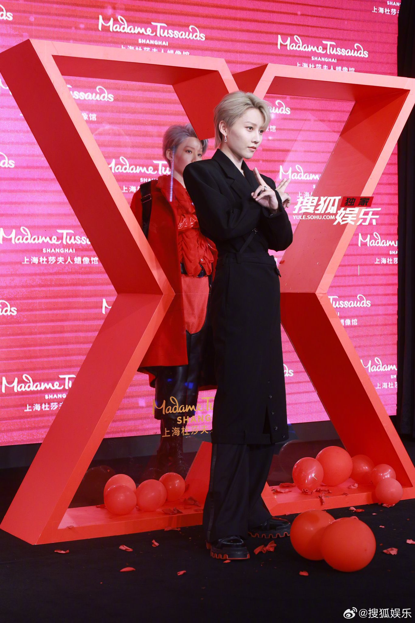 X 上的cdrama tweets：「Zhou Dongyu's wax figurine was unveiled today at  Beijing's Madame Tussauds! #周冬雨#zhoudongyu  / X