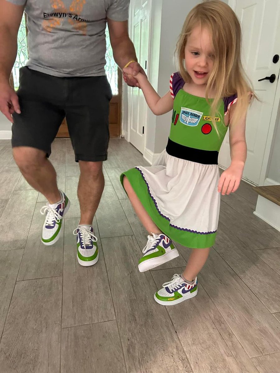MeetMeAtCalvary's tweet photo. We have a new #DIPG child that we need to lift up in prayers. Meet Elowyn. Let us pray for healing and strength as she goes through  the Car-T Infusion immunotherapy for the central nervous system. Pray for her parents as this is very hard journey on both the child and the parent. In Jesus name, we pray Amen ✝️🙏❤️🙏✝️