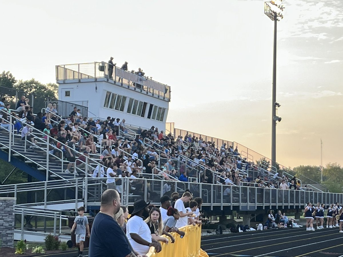 FAIRDALE BULLDOGS tweet media
