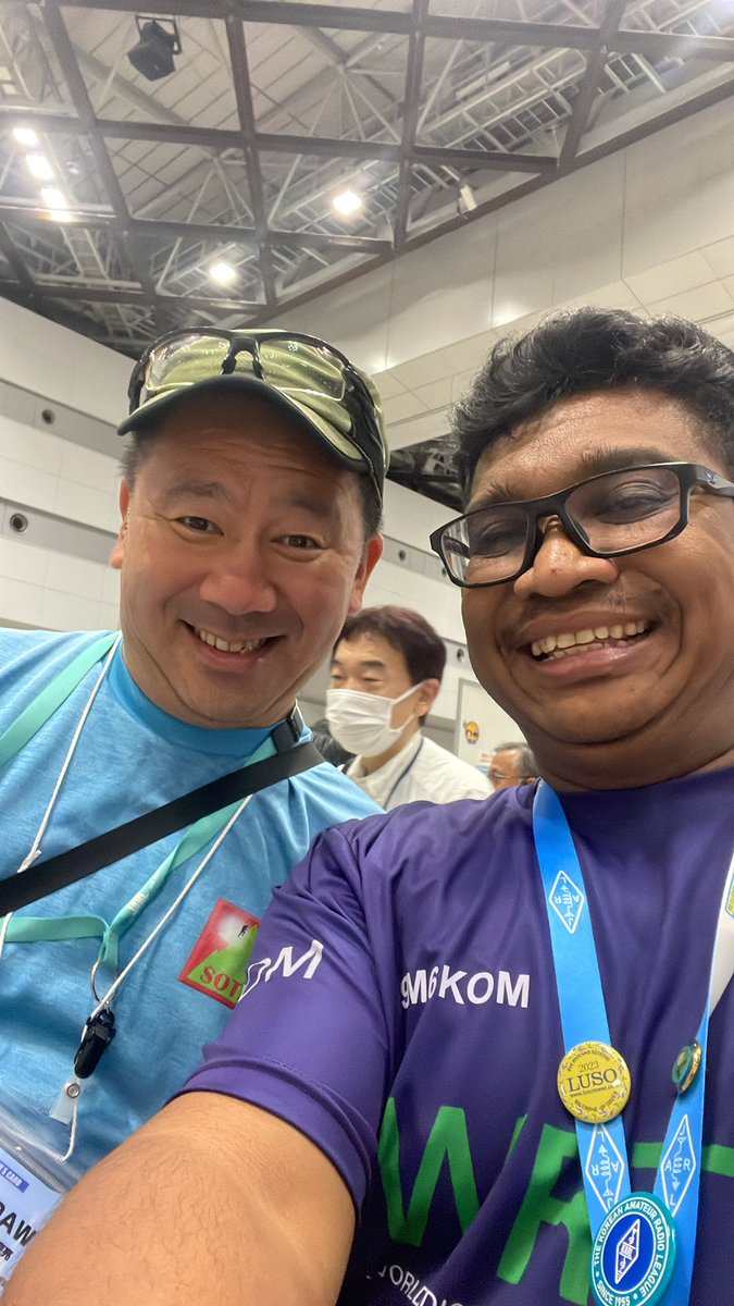 9M6KOM's tweet photo. with @JG0AWE planning for next sota at 9M6 https://t.co/EBwEhqlbPV