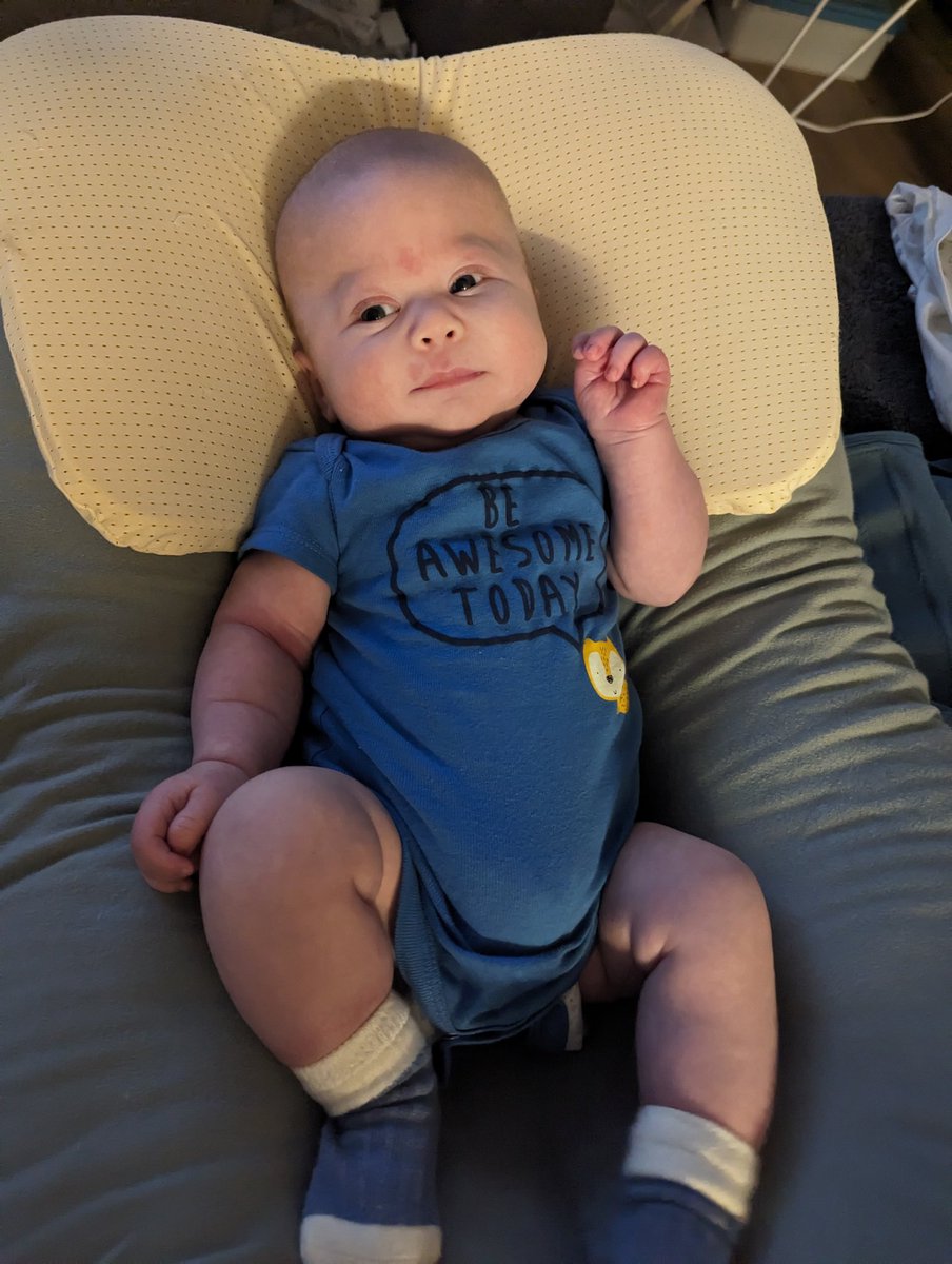 Awesomocity0's tweet image. He just wants people to be as awesome as he is today.