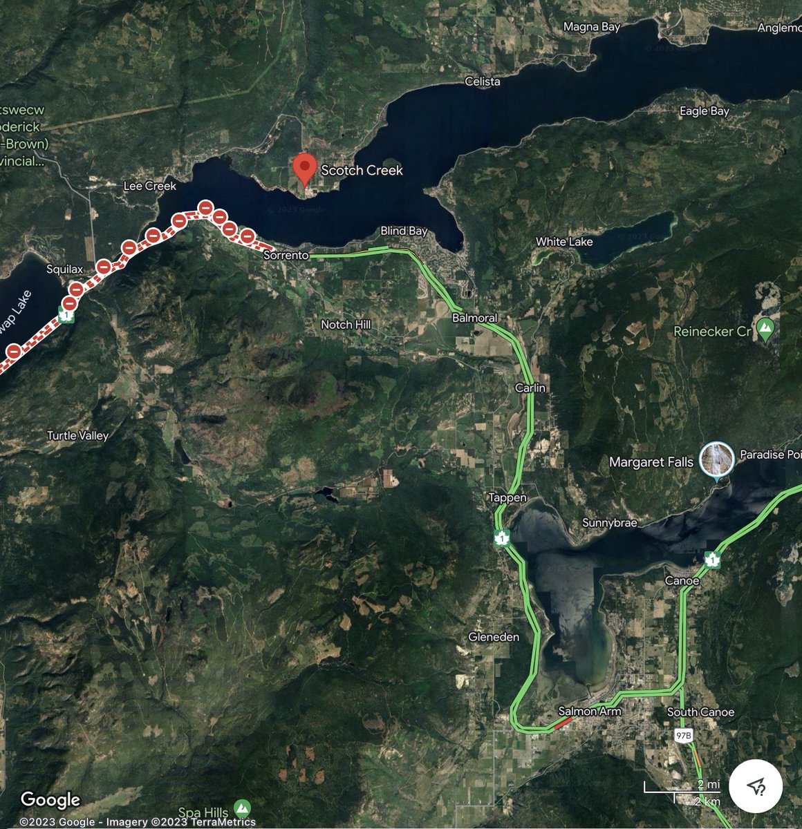 BCWildfireWkly's tweet photo. #ScotchCreek, British Columbia πΈ via @Ben_Nelms for @cbcnewsbc
#AdamsComplex info: @BCGovFireInfo, @ColShuRegDist, @DriveBC, @EmergencyInfoBC, @shuswapemerg & @TNRD
Map: @googlemaps
#BCWildfire #BushCreekEastWildfire #LowerEastAdamsLakeWildfire #ChaseBC #Shuswap #Kamloops https://t.co/RjnDjgirNJ