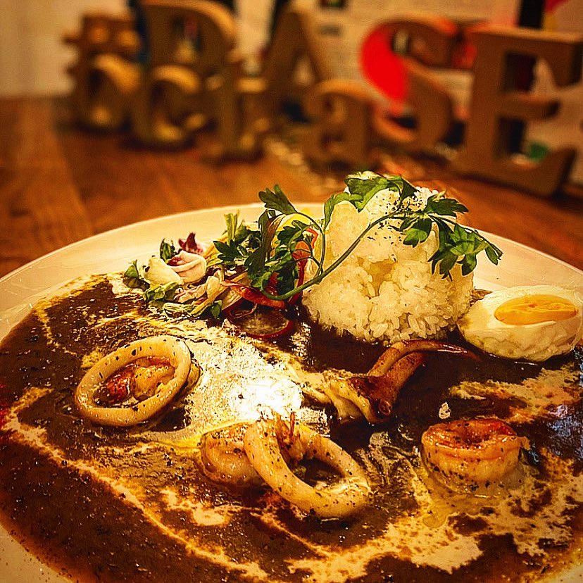 base_octa_ykc's tweet photo. 「百人」に「一人」のおいしさを。
あおさのスパイシーカレー🍛

…今まで実現出来なかった「あおさのカレー」
可能になった理由があり⁉︎
スパイシーカレーにて夜カフェ屋octa☕︎BASEはメニュー化しました⁉︎
#20時から夜カフェ屋
#あおさのスパイシーカレー https://t.co/CaCSS7RpBD