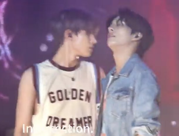heejakefics's tweet photo. the angleeee https://t.co/CGLy3rl1uo