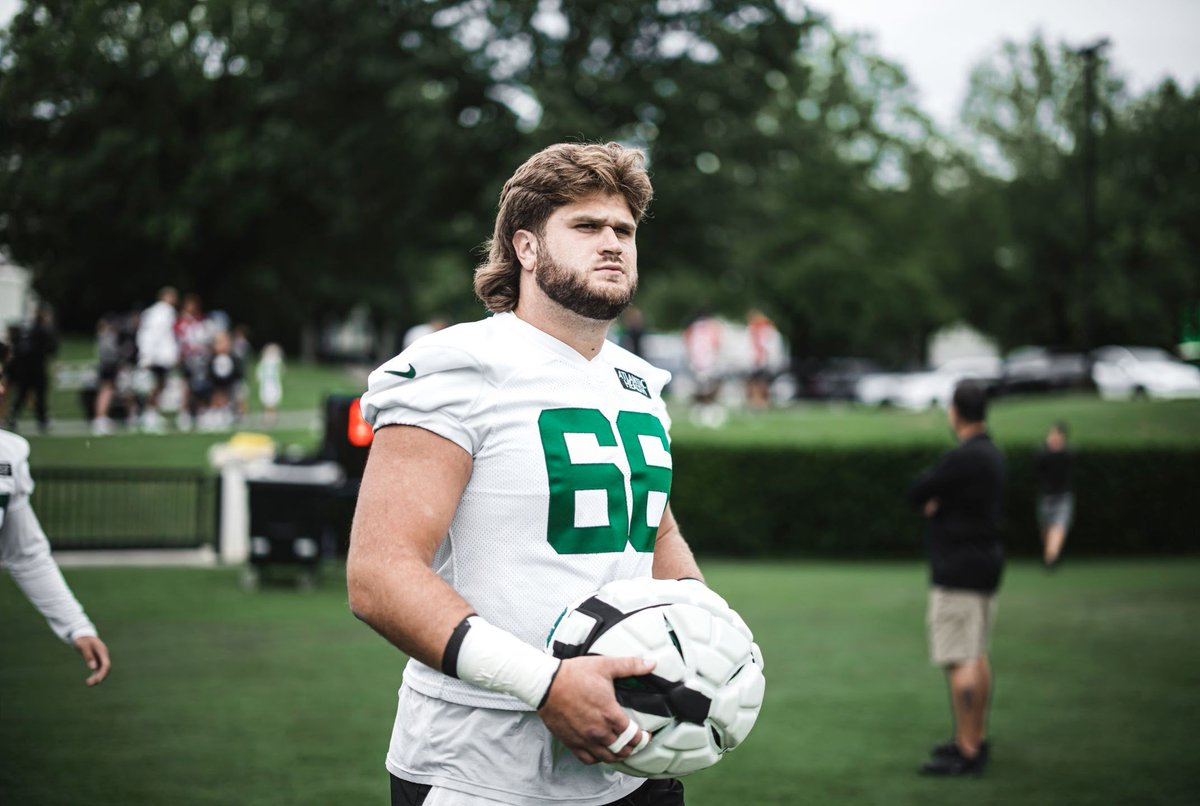 NYJetsTFMedia's tweet photo. 🕯       🕯
          🕯                         🕯
                Prayer Circle
      🕯              For          🕯
               Joe Tippman
           🕯                        🕯
                    🕯      🕯
#Jets https://t.co/KtFUxd4tgH